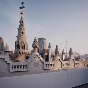 Gaudí 3*, Barcelona España